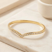 v-shape-chevron-cz-bracelet-anti-tarnish-gold-plated