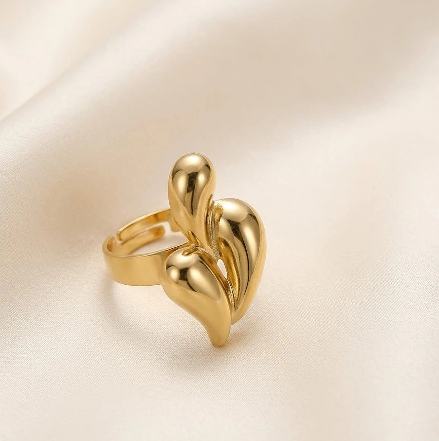 Triple Droplet Heart Anti-Tarnish Ring - 18K Gold Plated Adjustable Ring