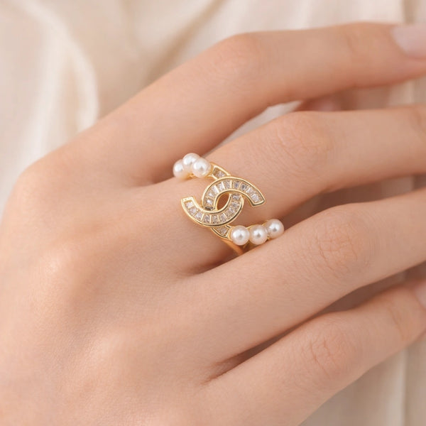 Korean Interlocking C Pearl & Crystal Gold Ring