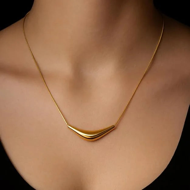Sleek Curved Bar Necklace – Anti-Tarnish 18k Gold Plated | Minimalist Tube Pendant