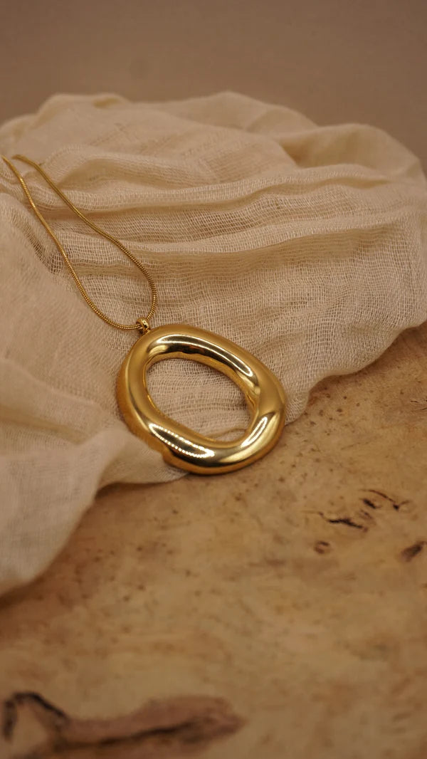 Organic Abstract Oval Pendant Necklace - Anti-Tarnish Gold Plated Jewellery