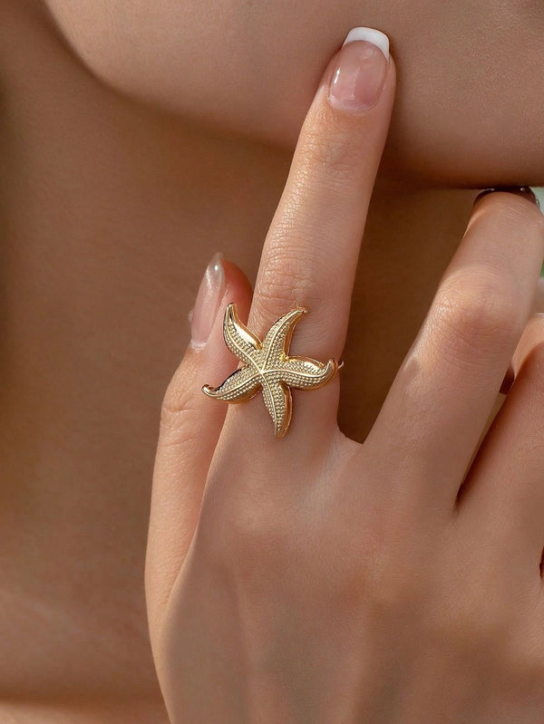 Front view of anti-tarnish gold plated starfish ring