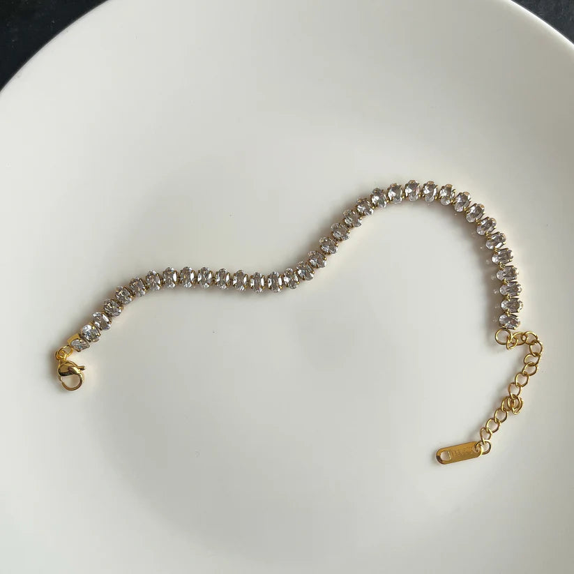 Isla Marquise Cut Tennis Bracelet | Anti Tarnish 18K Gold Plated