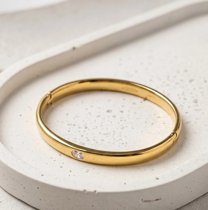 Anti-Tarnish Gold-Plated Single Stone Bangle Bracelet for Women | Minimalist Design