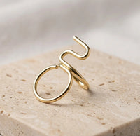 Aura Abstract Wire Statement Ring - Anti Tarnish