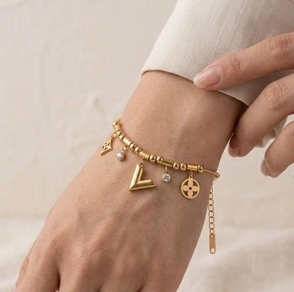 Anti-Tarnish Gold-Plated V-Charm Beaded Bracelet for Women