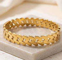 Chunky Interlocking Link Bracelet - Anti Tarnish Fashion Jewelry