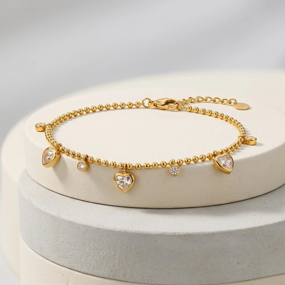 Heart Charm Beaded Bracelet - Anti-Tarnish Gold Plated