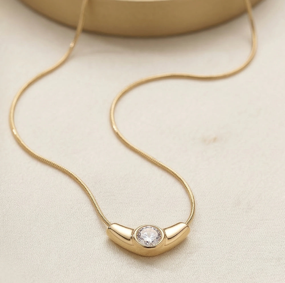 Minimalist Curved Solitaire Pendant Necklace | Anti-Tarnish Gold Plated Dainty Chain