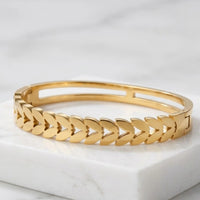 Leaf Pattern Anti-Tarnish Gold Plated Bracelet for Women