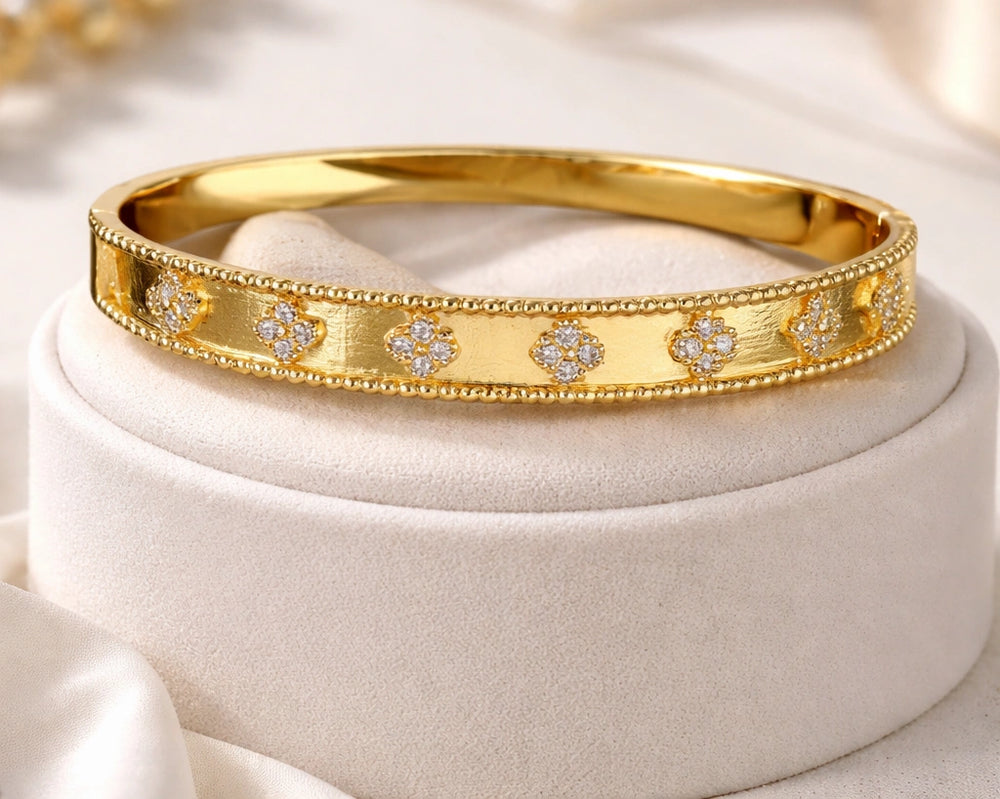 Anti-Tarnish Gold Plated Clover Bangle Bracelet - Korean Style Waterproof Jewellery