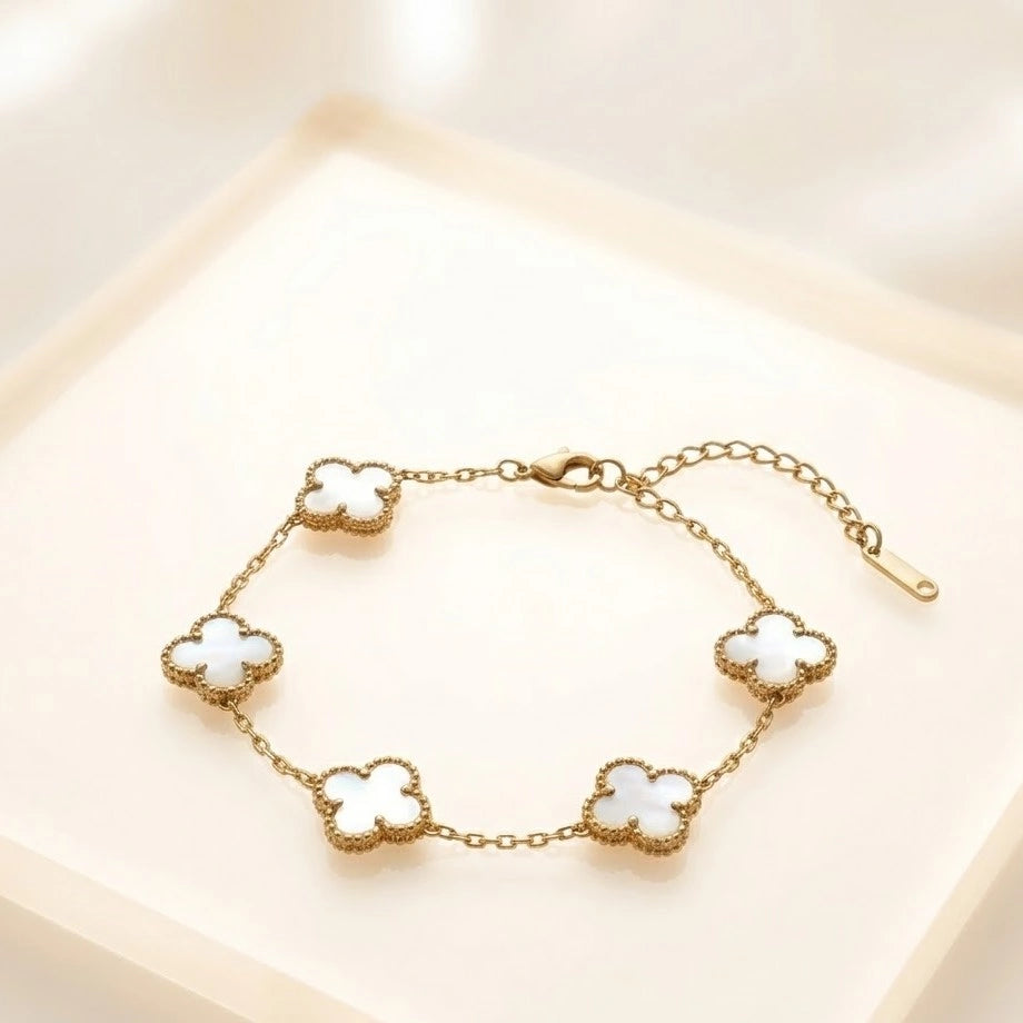 Elegant White Flower 2-Piece Bracelet Set (Anti-Tarnish Gold Plated)