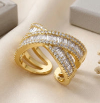Criss Cross Gold Fashion Ring - High Quality Crystal Statement Ring for Women
