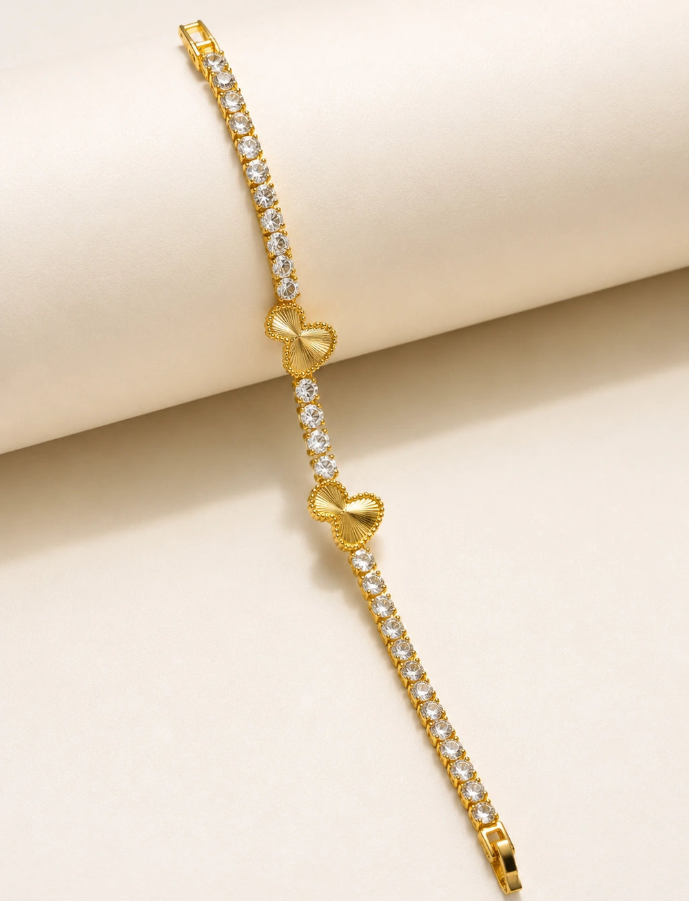 Crystal Heart Tennis Bracelet | Anti-Tarnish Gold Plated