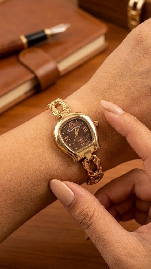 Vintage Horseshoe Dial Anti-Tarnish Gold Plated Watch for Women