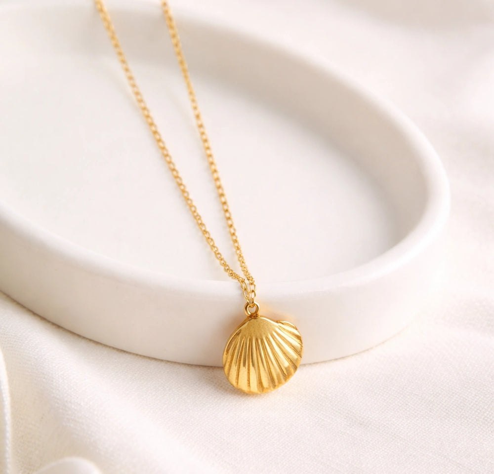 Anti-Tarnish Gold Plated Shell Necklace - Waterproof Seashell Pendant for Women