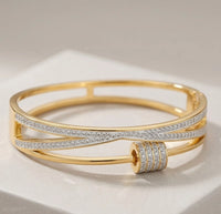 Korean Design Anti-Tarnish Gold-Plated Bracelet with Rolling Charm