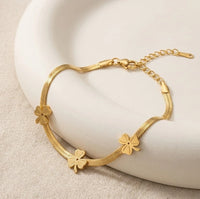 Triple Clover Snake Chain Anti-Tarnish Bracelet