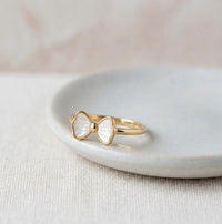 White Pearl-Finish Bow Ring | High Quality Fashion Jewelry