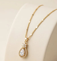 Teardrop Crystal Halo Pendant Necklace | Anti-Tarnish Fashion Jewelry