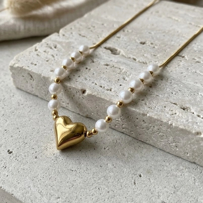 Anti-Tarnish Heart & Pearl Pendant Necklace - Premium Fashion Jewelry