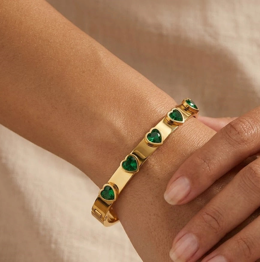 Emerald Heart Radiant Bangle – Anti-Tarnish Gold Plated Bracelet