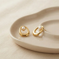 Oval Pearl Stud Earrings - Anti-Tarnish Gold Plated