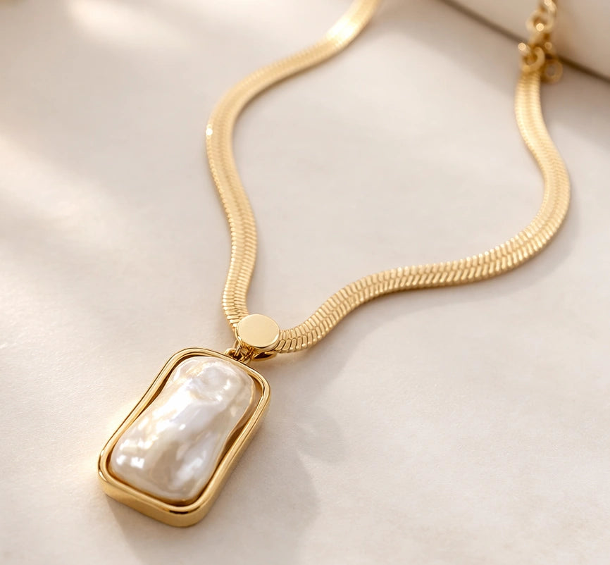 Anti-Tarnish Gold Plated Baroque Pearl Pendant Snake Chain Necklace