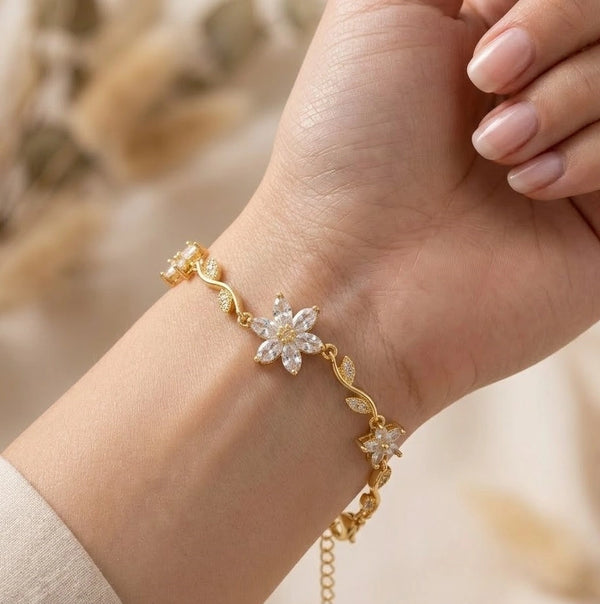 Floral Daisy Crystal Bracelet - Anti Tarnish Gold Plated