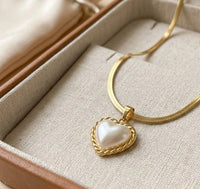 Pearl Heart Pendant Anti-Tarnish Gold-Plated Snake Chain Necklace