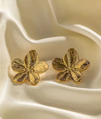 Vintage Textured Floral Stud Earrings – Anti-Tarnish 18K Gold Plated Stainless Steel (Korean Style)