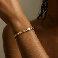 Golden Duo: The Nail & Heart Sparkle Stack