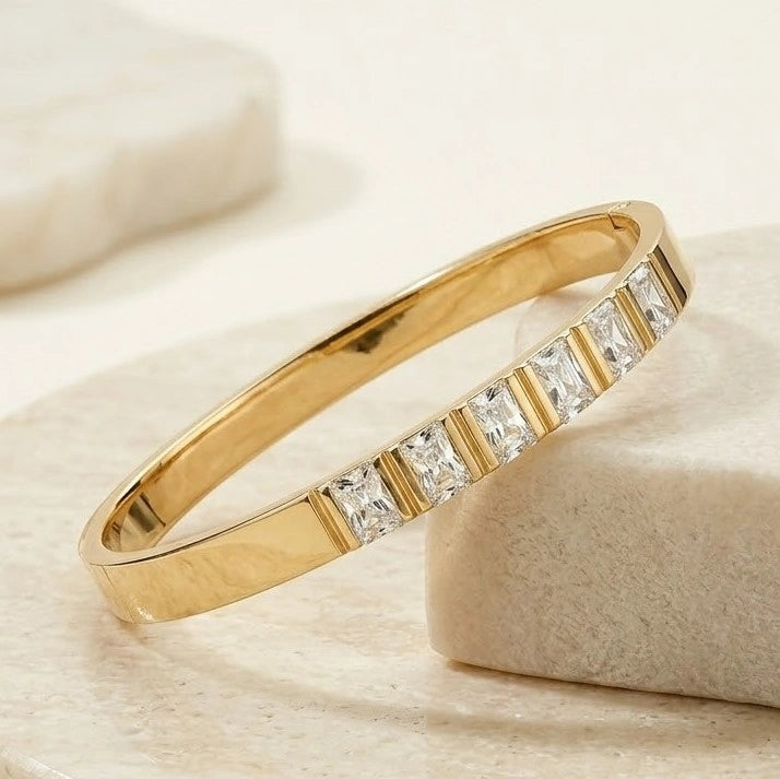 Baguette Stone Anti-Tarnish Gold-Plated Bracelet - Elegant Daily Wear Bangle