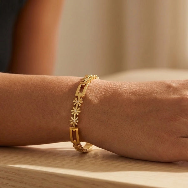 Premium Quality Anti-Tarnish Floral Jewelry for Women