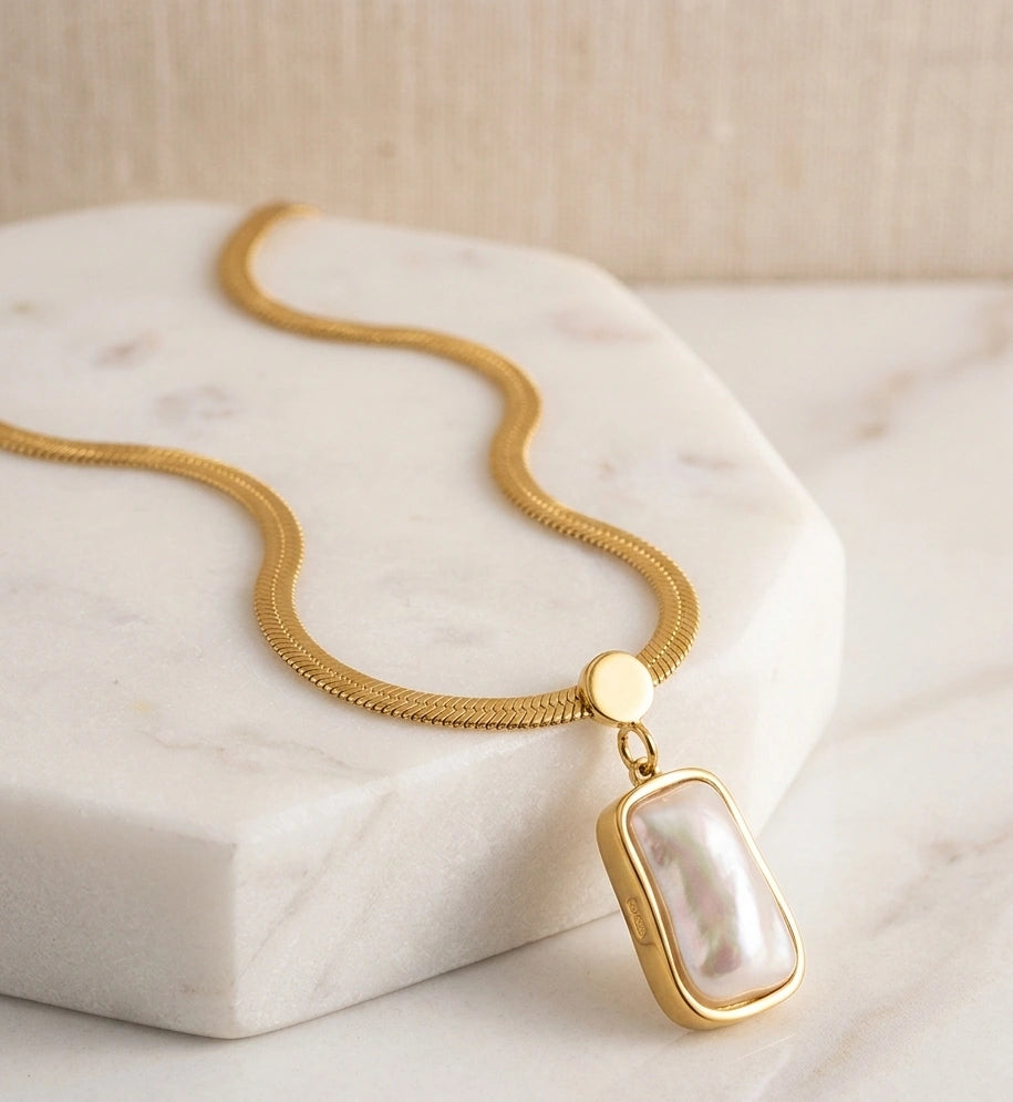 Anti-Tarnish Gold Plated Baroque Pearl Pendant Snake Chain Necklace