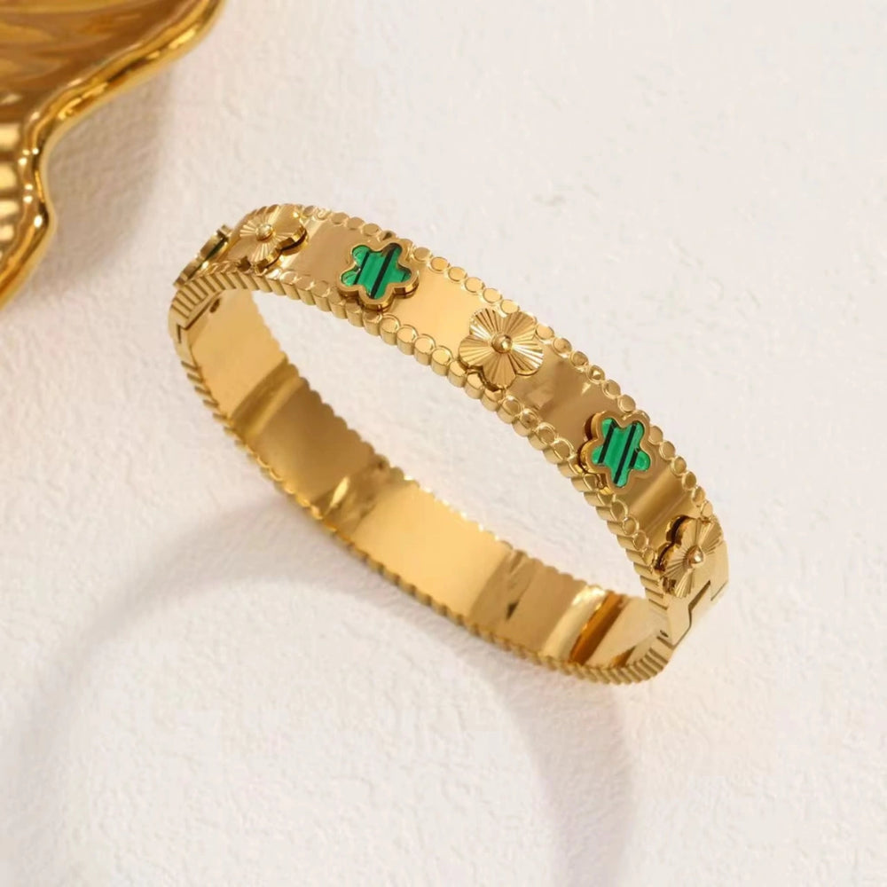 Green Clover Motif Gold Plated Bangle | Anti-Tarnish Bangle