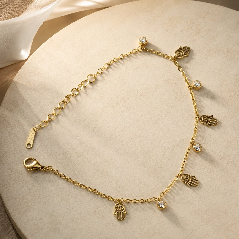 Hand Charm Bracelet - Anti-Tarnish Gold-Plated | MonCheri