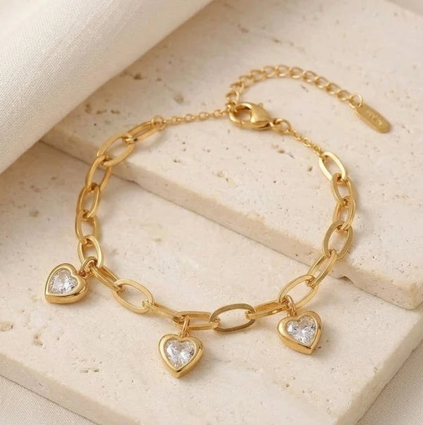 Front view of elegant anti tarnish heart charm link bracelet for women
