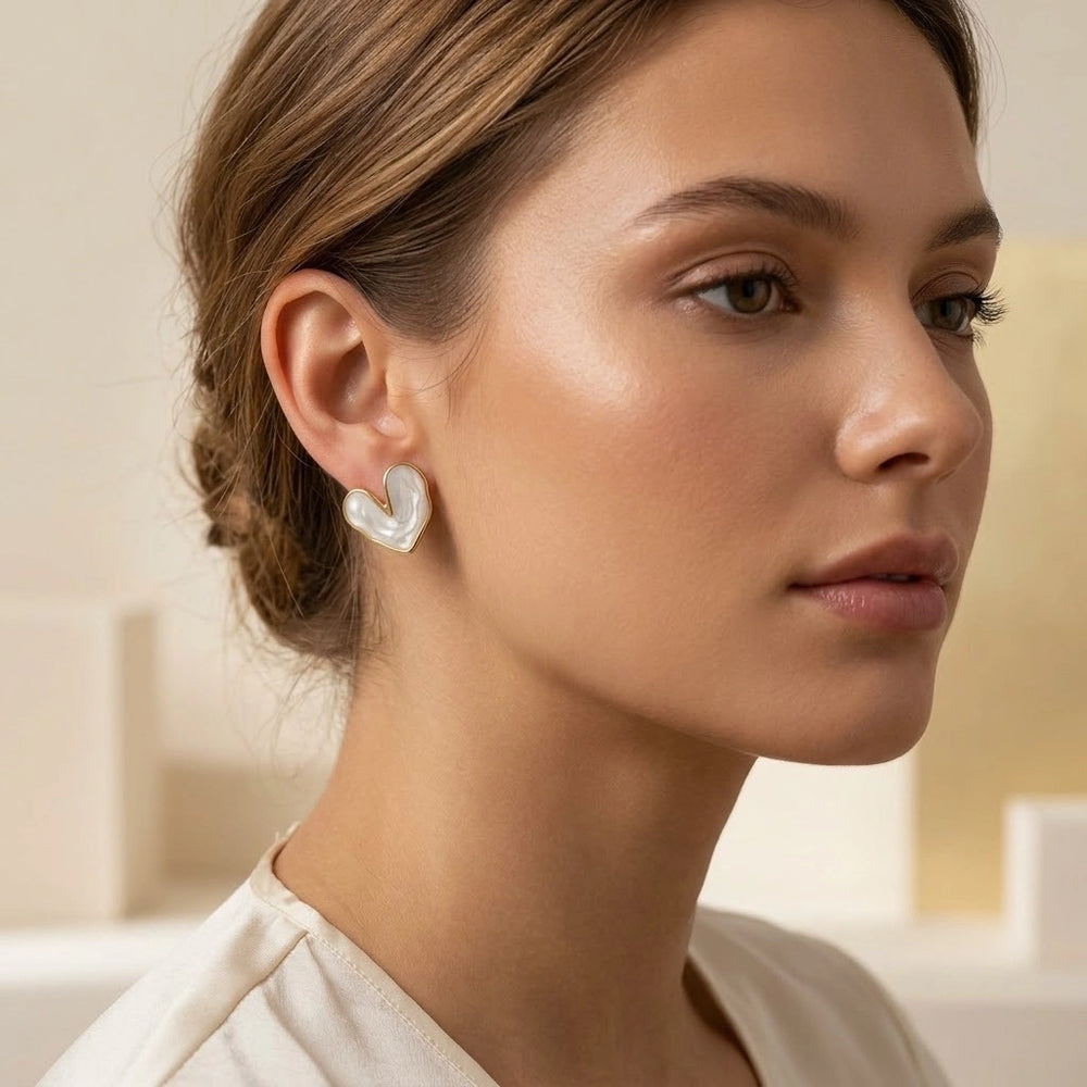 Korean Minimalist White Heart Stud Earrings - High Quality Fashion Jewelry