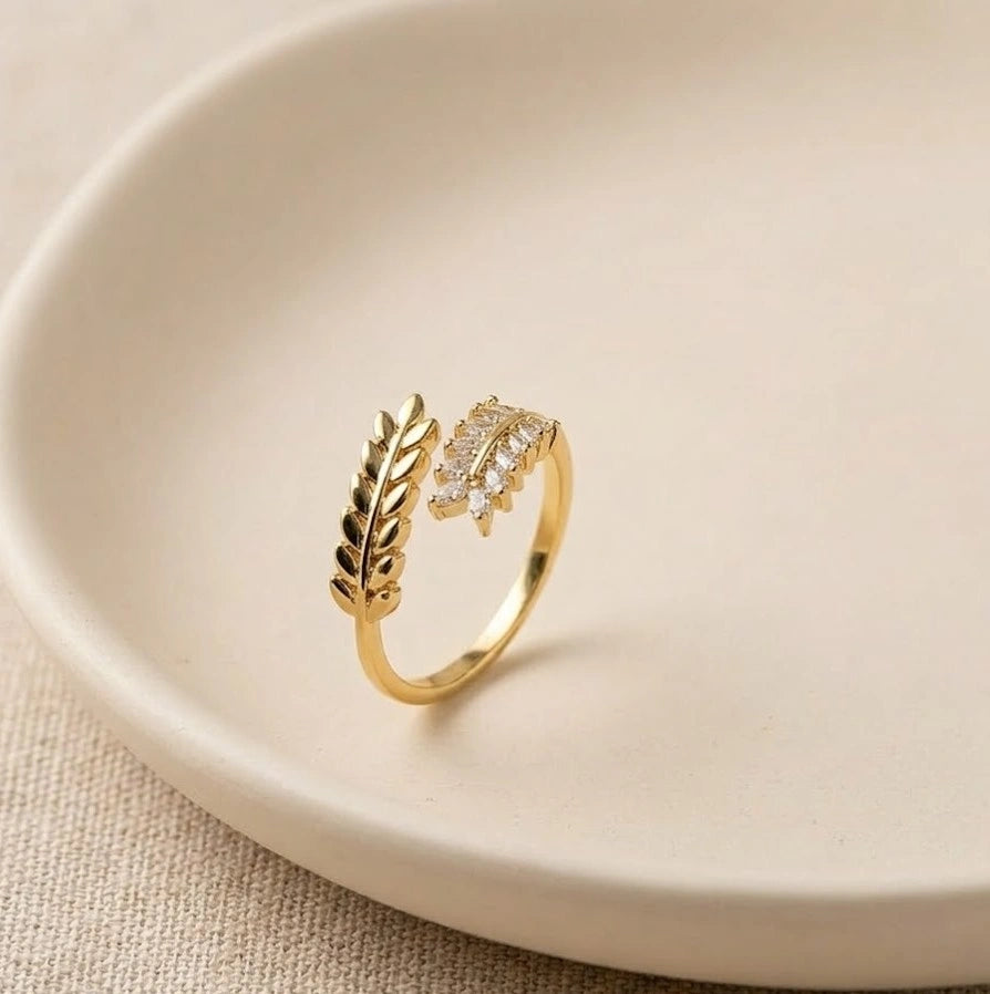 Crystal Leaf Adjustable Fashion Ring