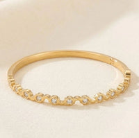 Scalloped Wave Crystal Bracelet - Anti-Tarnish Gold Plated