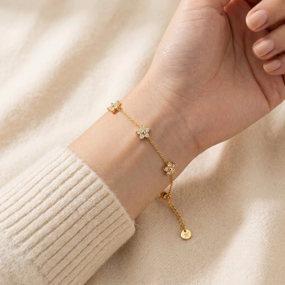 Crystal Floral Dainty Bracelet - Anti Tarnish Gold Plated | Korean Minimalist
