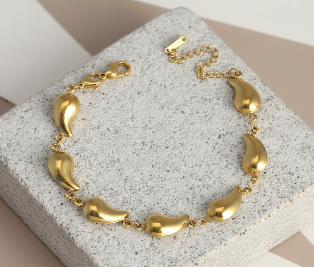 Korean Teardrop Gold-Plated Bracelet - Anti-Tarnish & Waterproof