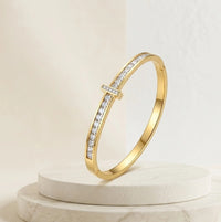 Modern T-Bar Crystal Anti-Tarnish Gold-Plated Bracelet for Women