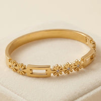 Daisy Floral Rectangular Link Anti-Tarnish Bracelet