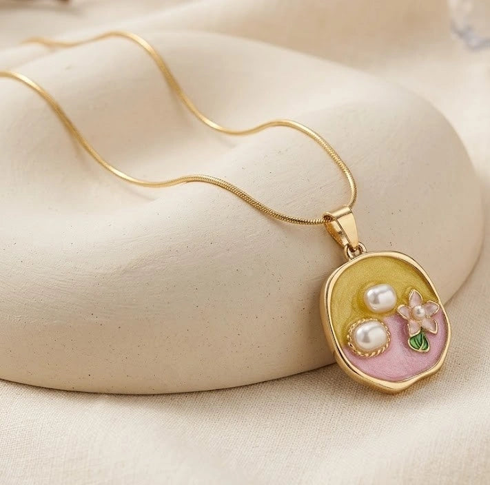 Korean Aesthetic Floral Pearl Enamel Necklace | Anti-Tarnish Gold Plated
