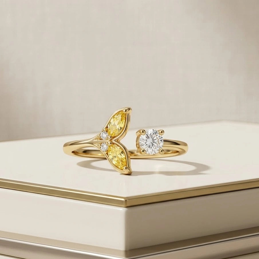 Minimalist Floral Crystal Adjustable Ring - Anti-Tarnish Gold Plated