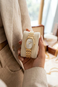 Vintage Aesthetic Oval Dial Watch – Anti-Tarnish Gold Plated