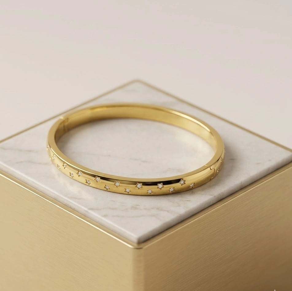 Star Engraved Anti-Tarnish Cuff Bracelet - Minimalist Fashion Jewelry