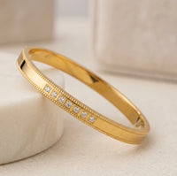 Minimalist CZ Stone Anti-Tarnish Gold-Plated Bracelet for Women